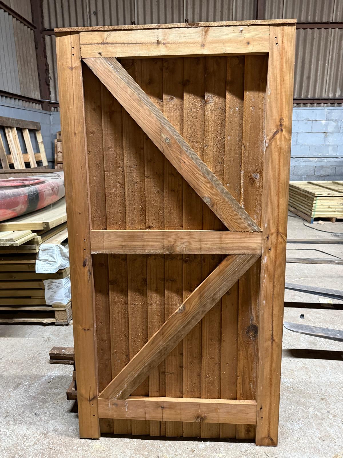 Closeboard Gate   (FLB)