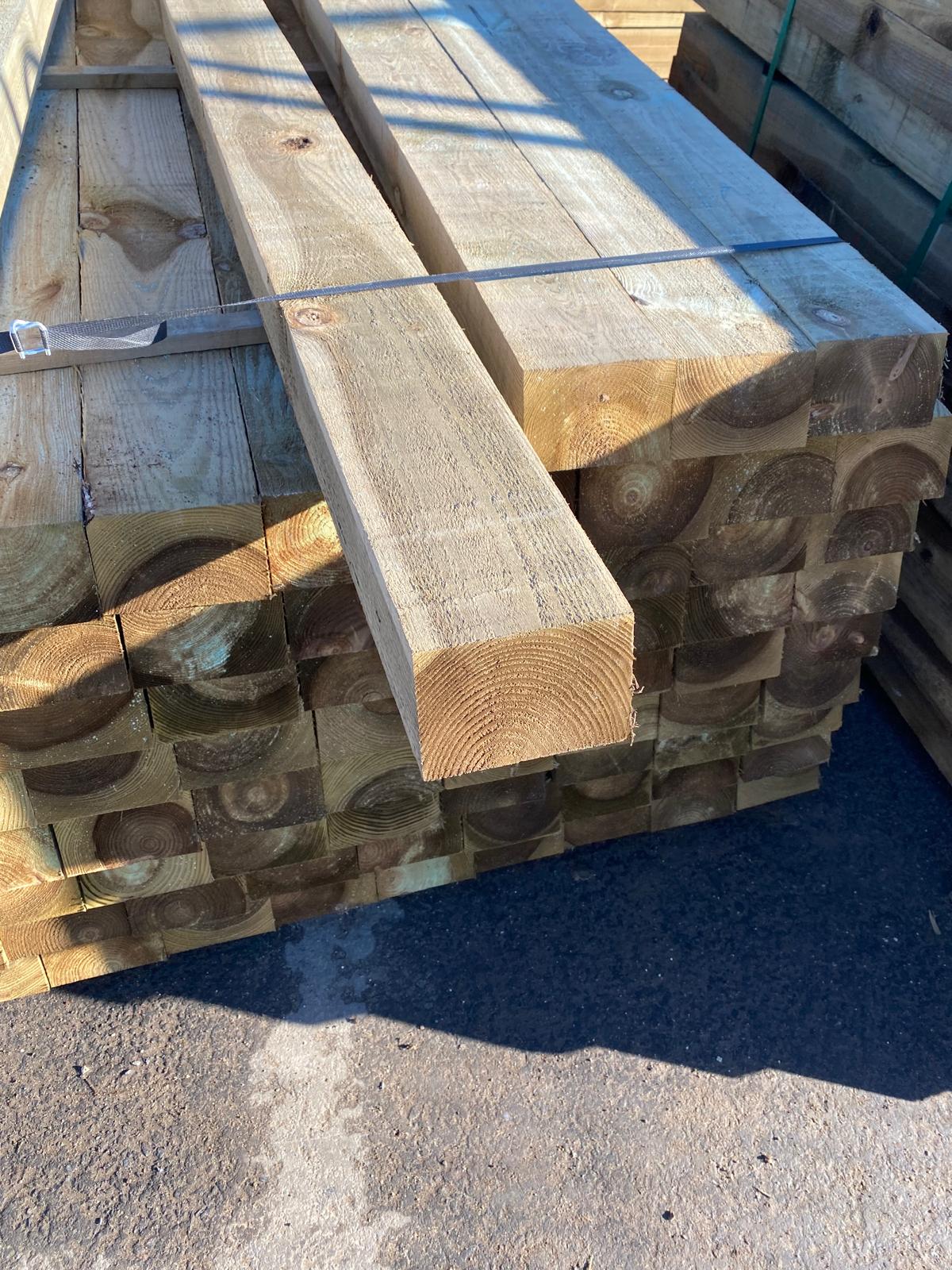 UC4 Redwood Sawn Timber Posts KD