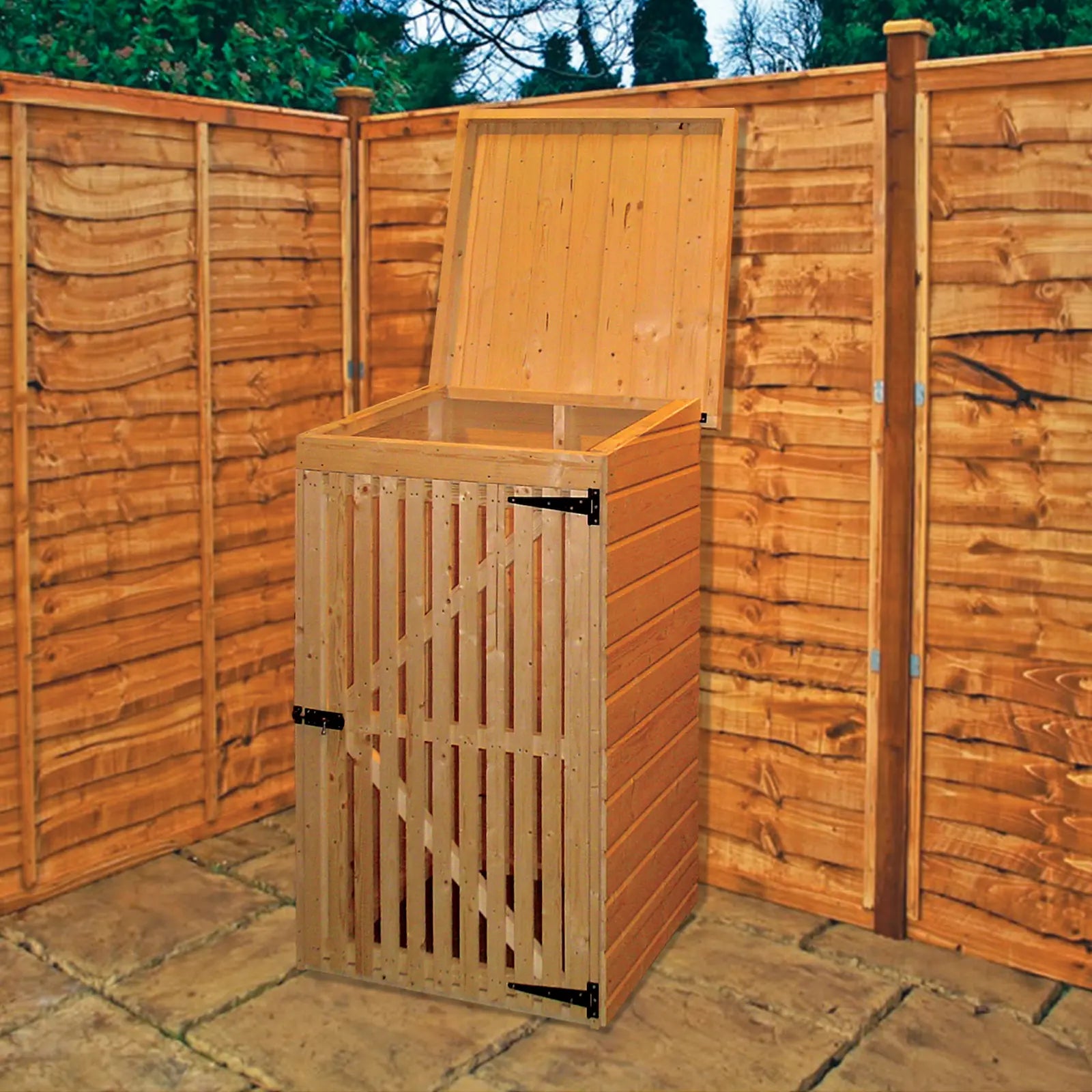 Triple Bin store 903