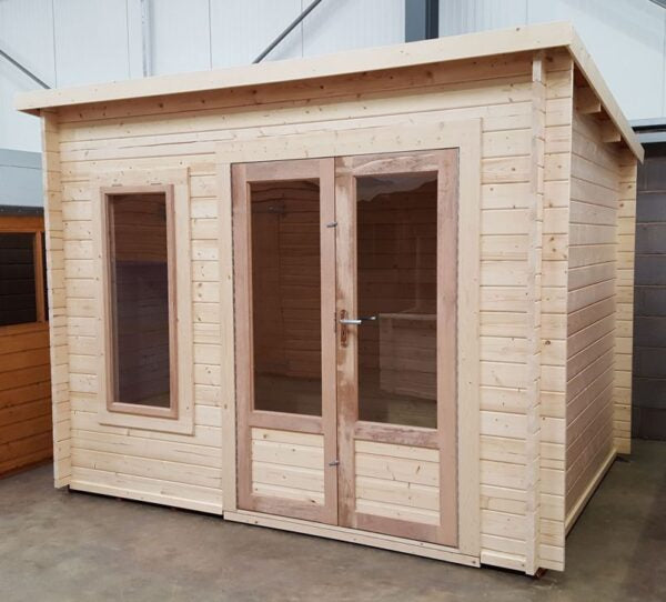 Charnwood Pent A 808