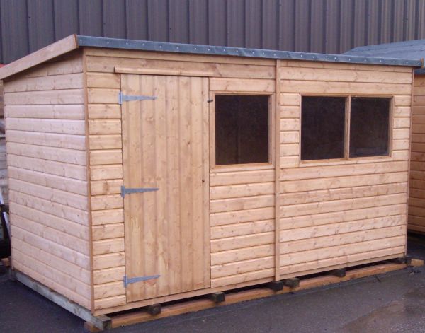 Kent Pent Shed 806