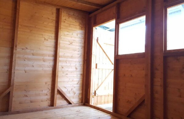 Major Pent Shed 2008